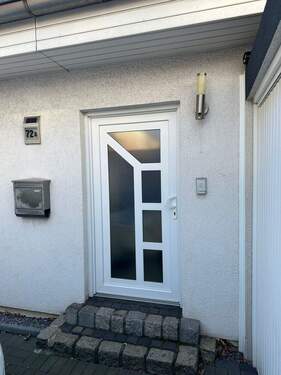 Seiteneingang Einliegerwohnung - 2 Zimmer Etagenwohnung zum Kaufen in Duisburg