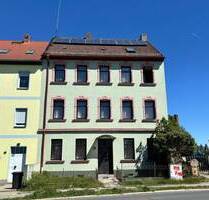 Sanierungsbedürftiges Mehrfamilienhaus in Weißenfels mit Entwicklungspotenzial