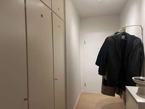 Diele - Etagenwohnung mit 34,00 m² in Mönchengladbach zur Miete