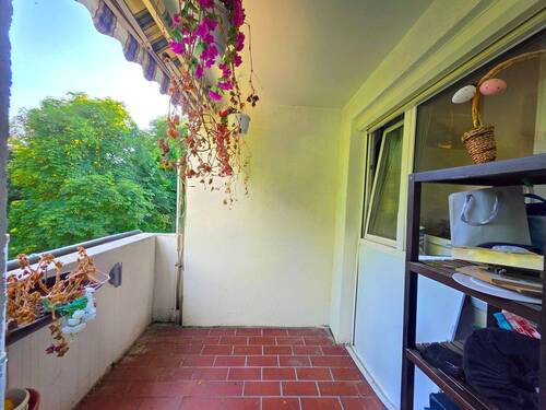 Balkon Wohnzimmer - Etagenwohnung mit 92,00 m&sup2; in Freiburg im Breisgau zum Kaufen