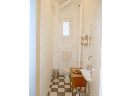 WC 2 - 