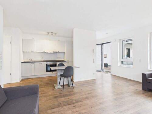 Wohnbereich mit Küche - 2 Zimmer Etagenwohnung in Prümzurlay