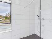 ..mit Dusche - 