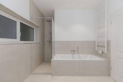 Badezimmer Ansicht II - 