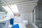Badezimmer Dachgeschoss - 