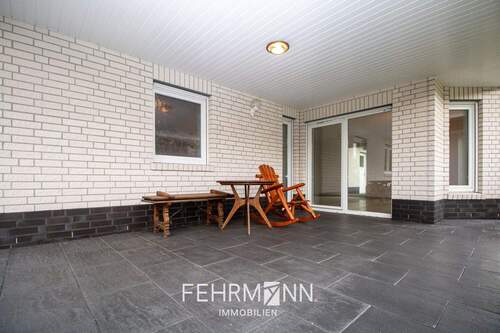 Überdachte Terrasse - 