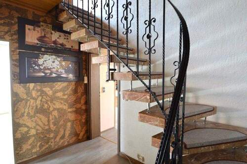 Treppe Wohnung OG/DG - 