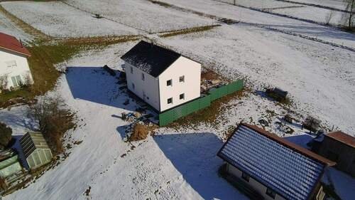 Bild 2 - 5 Zimmer Einfamilienhaus zum Kaufen in Regen