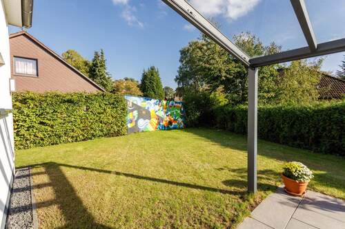 Blick auf den Rasen.jpg - 