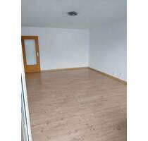 Helle 3 Zimmerwohnung mit großem Balkon in Rielasingen zu vermieten - Rielasingen-Worblingen