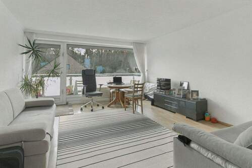 Schlaf-/ Wohnzimmer - 1 Zimmer Etagenwohnung in Leverkusen