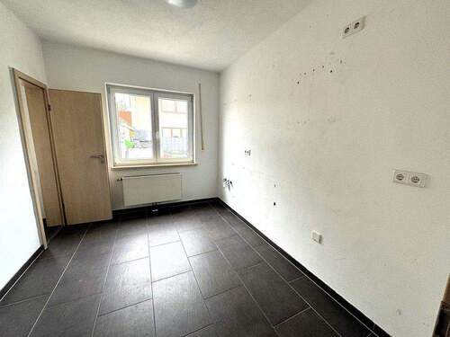 Küche - 4 Zimmer Etagenwohnung in Weißenburg