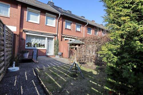 Rückseite - 4 Zimmer Reihenmittelhaus in Norderstedt