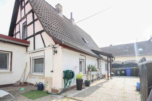 Hof_Ansicht - 4 Zimmer Einfamilienhaus zum Kaufen in Hamm Am Rhein