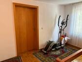 Flur Haus links - 