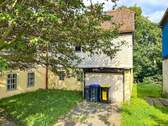 Zufahrt zu Garage und Keller - Mehrfamilienhaus, Wohnhaus mit 128,00 m² in Steinigtwolmsdorf zum Kaufen
