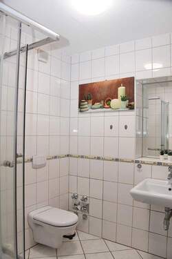 Bild 3 - Mehrfamilienhaus, Wohnhaus in Völklingen