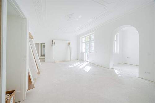 RB Küche und Essen - 8 Zimmer Etagenwohnung in Berlin