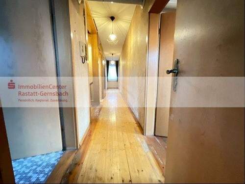 Wohnungseingang/Flur im OG - 