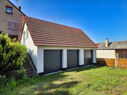 Dreifachgarage mit Satteldach - 