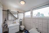 Badezimmer Dachgeschoss - 