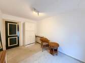 Büro - 2 Zimmer Etagenwohnung in Krefeld