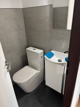 Seperates WC - Etagenwohnung mit    62,00 m&sup2; in Fürstenfeldbruck zum Kaufen