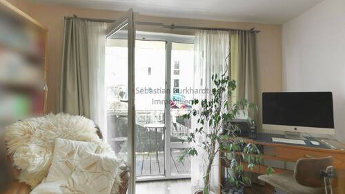 Wohnzimmer - *** vermietete 3-Raum Wohnung mit Balkon und Stellplatz