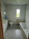 Wohnung 1 -Badezimmer - 