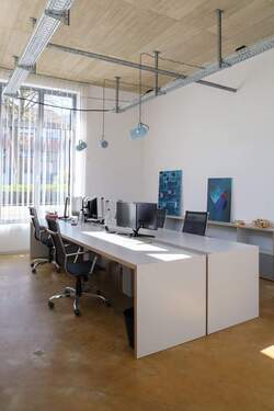 Schreibtischplätze (fester Platz) - Büro mit 4,00 m&sup2; in Aachen zur Miete