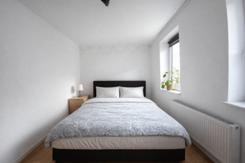 Schlafzimmer möbliert - 2 Zimmer Etagenwohnung in Stuttgart