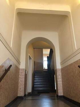 Eingangsbereich Treppenhaus - 