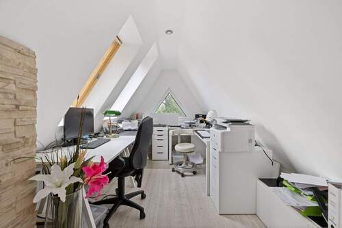 Arbeitszimmer - Dachgeschoss - 
