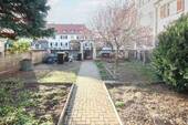 Eingangsbereich zum Grundstück - 7 Zimmer Einfamilienhaus zum Kaufen in Dresden