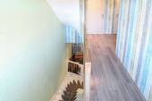Flur Obergeschoss - 7 Zimmer Einfamilienhaus in Dresden