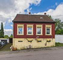 Charmantes Einfamilienhaus mit großem Grundstück und Werkstatt in Saarbrücken-Dudweiler - ideal für Handwerker!