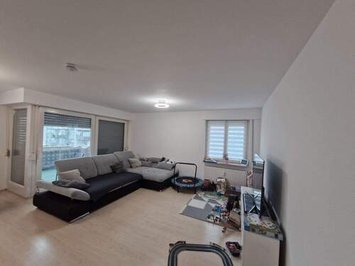 Wohn-und Esszimmer - 4 Zimmer Etagenwohnung in Heilbronn