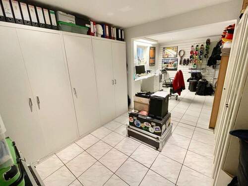 viel Platz für Hobbys - Arbeiten - Gäste - 