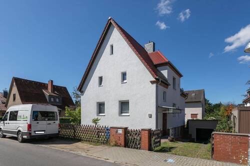 Hausansicht - Endlich ! Mich werden Familien sofort ins Herz schließen