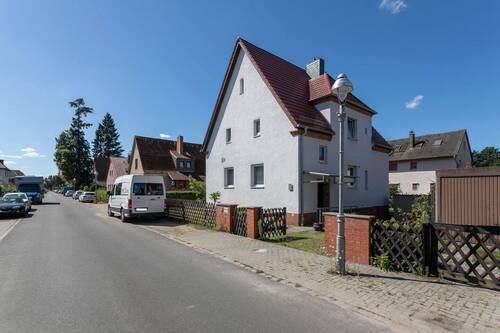 Hausansicht - 6 Zimmer Einfamilienhaus zum Kaufen in Berlin