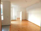 Beispiel 1 Wohnzimmer - 2 Zimmer Etagenwohnung zum Kaufen in Berlin