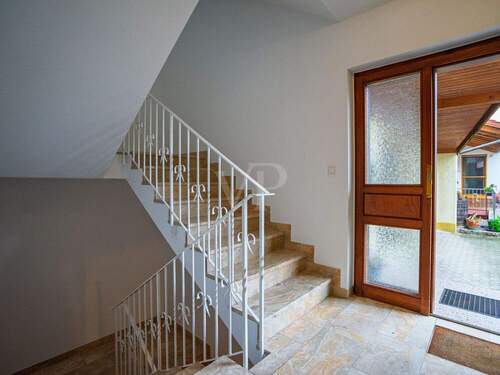Treppenhaus im Erdgeschoss - 