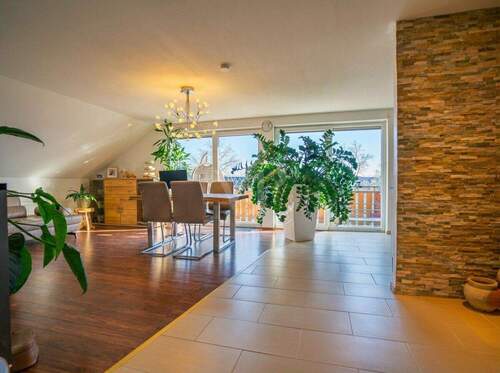 Wohnzimmer im Dachgeschoss - 