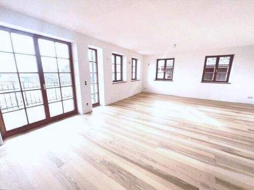 Wohn-Essbereich - 4 Zimmer Etagenwohnung zur Miete in Wessobrunn