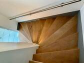 Treppe zum Obergschoss - 