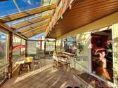 Sonniger, beheizbarer Wintergarten - Mehrfamilienhaus, Wohnhaus mit 270,00 m&sup2; in Stetten zum Kaufen