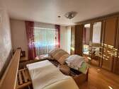 Schlafzimmer im Erdgeschoss - 