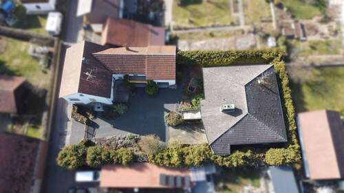 Drohnenaufnahme - 1 Zimmer Bungalow zum Kaufen in Maroldsweisach