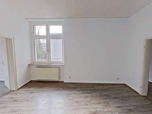 Ansicht II: Wohnzimmer - 2 Zimmer Etagenwohnung zur Miete in Wuppertal