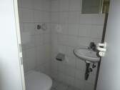 WC mit Waschbecken - 
